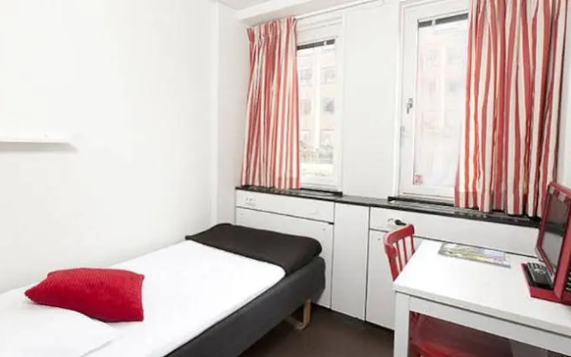 STF Gärdet Hotel & Hostel