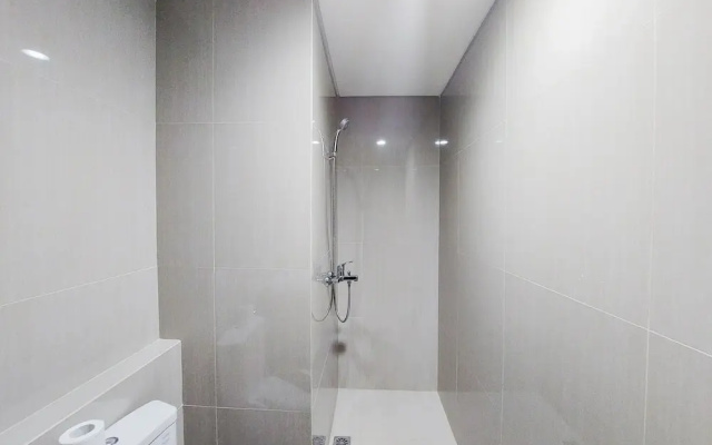 Minimalist and Serene 1BR at Bintaro Embarcadero Apartment