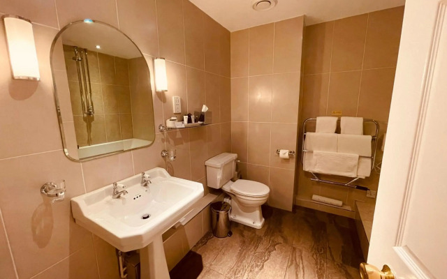Nuthurst Grange Country House Hotel