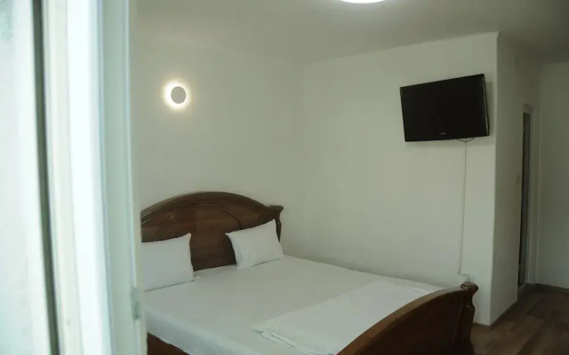 Golden Hotel Bnb