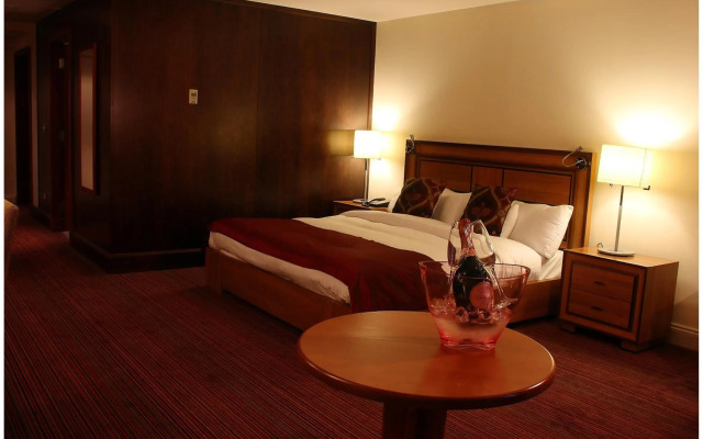 Blanco's Hotel Port Talbot