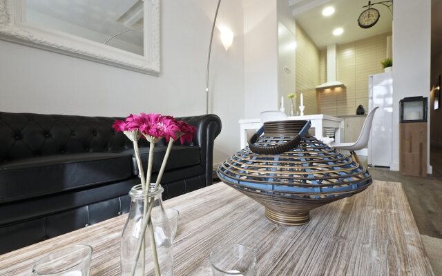 The White Flats Sant Antoni