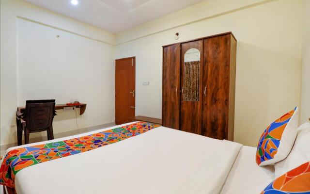 Fabhotel Kings Suites