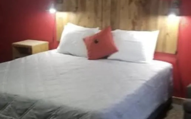 Tri-States Wood Inn