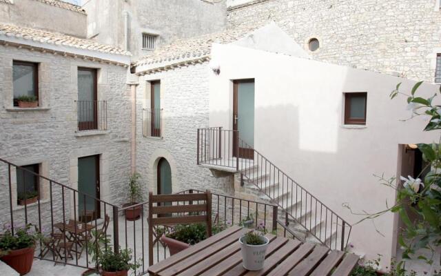 Residence San Martino- Rooms & Suite Apartments