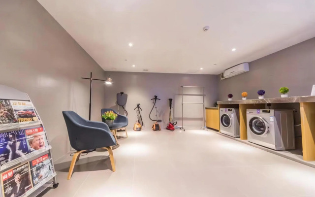 Homeinn Selected Hotel (Zhongshan Lihe Plaza Tiyu Road)