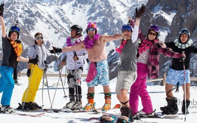 Mountain Road Hostel