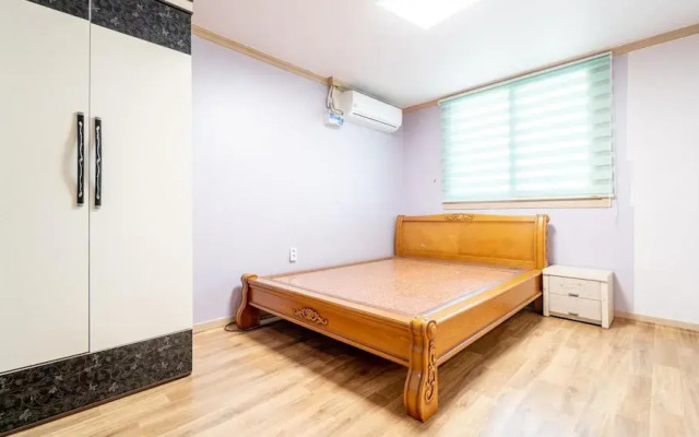 Yeosu Moranggee Pension