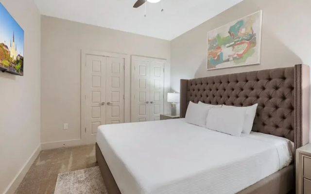 Gorgeous Condos Near French Quarter