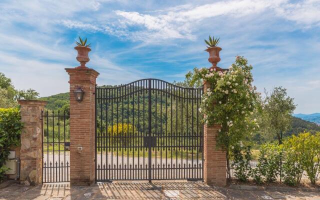 Villa Toscana - Relax in the middle of Tuscany