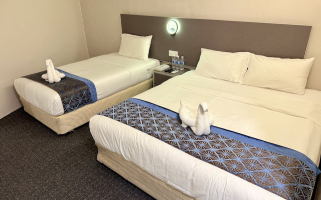Capital O 91281 Hotel First Garden By Kr Cosmos
