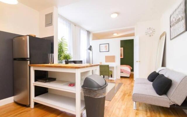 139-3e West Village 1BR Best Value