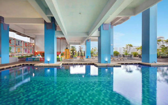 Lumire Hotel and Convention Center