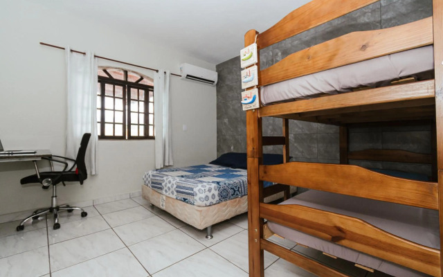 Ótimo sobrado para seu descanso e lazer!!!