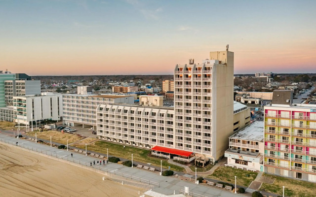 Ocean Sands Resort, Oceanfront, Virginia Beach by Vacatia