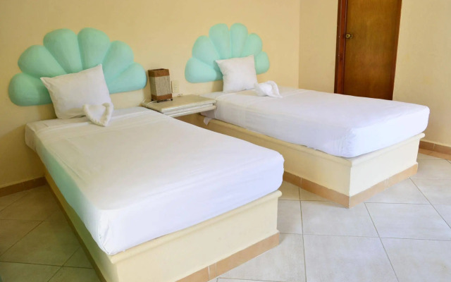 Maya Del Centro - Adults Only