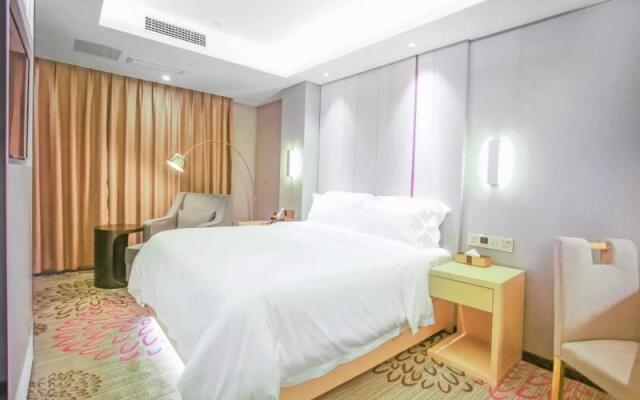 Lavande Hotel Nanchang Bayi Plaza