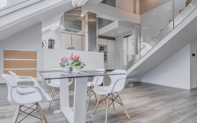 Luxury Apartment in Centre