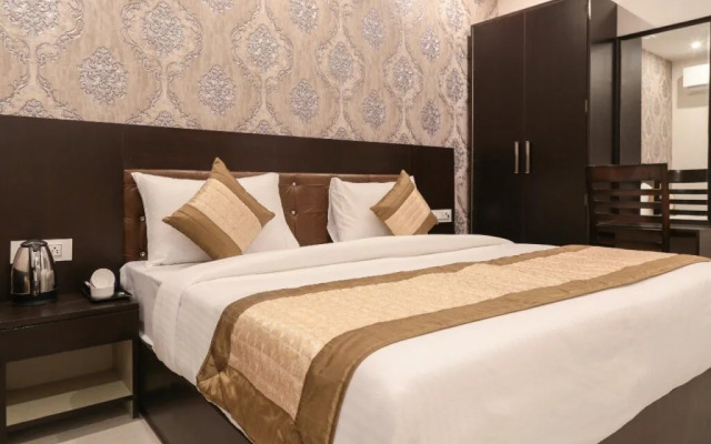OYO Townhouse 516 Hotel N Suites