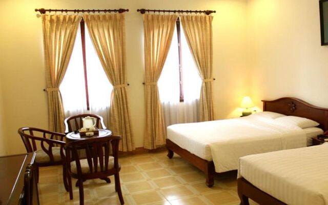 Tan Son Nhat 1 Hotel