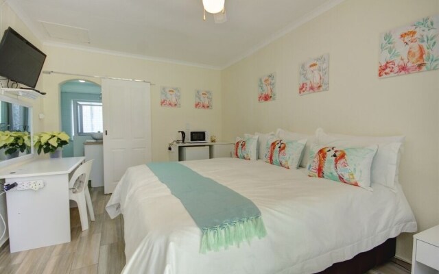 Lenox Lodge Guesthouse