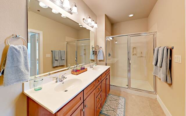 Pointe West #203 - 3 Br Condo