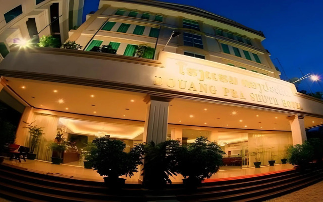 Douangpraseuth Hotel