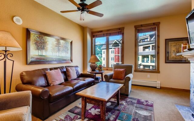 Premier 2 Bedroom Mountain View Condo Located in Historic Downtown Breckenridge Walking Distance to Peak 9