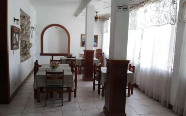Apartamentos Casa Flores de Tikal