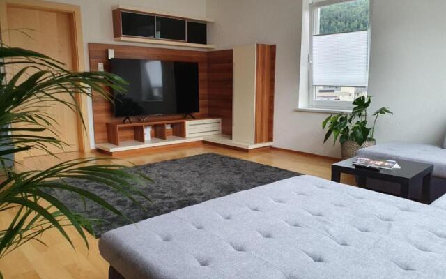Dachgeschoss-Apartment in Landeck - 140m²