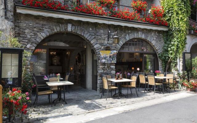 Hôtel Restaurant Le Vieux Logis