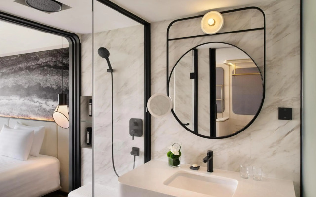 The Park Lane Hong Kong, Autograph Collection