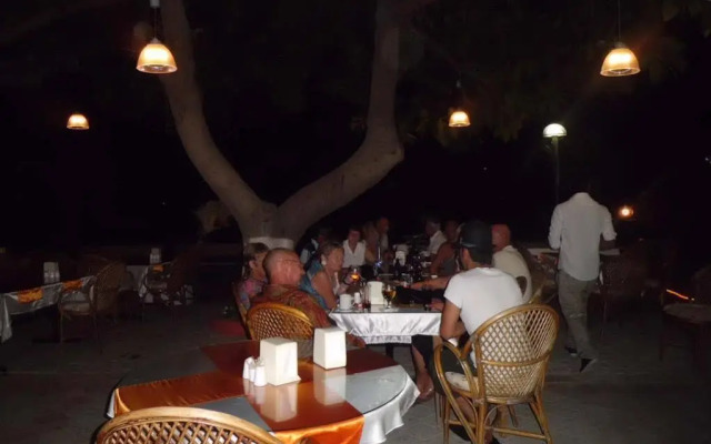 Deniz Hotel
