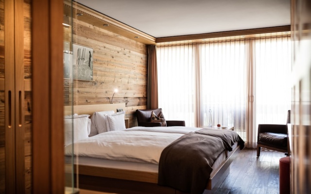 Petit Chalet Schönegg – Guest Rooms – Zermatt