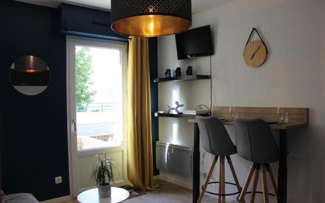 Studio Centre-Ville avec Terrasse et Parking Sécurisé Gratuit