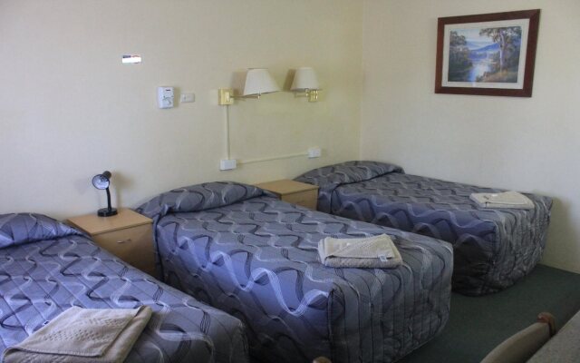 Aromet Motor Inn