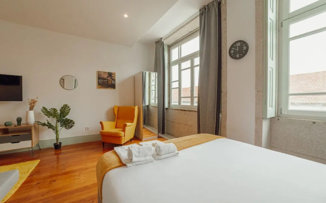 Downtown Suite E by Vacationy