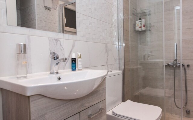 The Kipseli Suite Sophisticated Cozy apt
