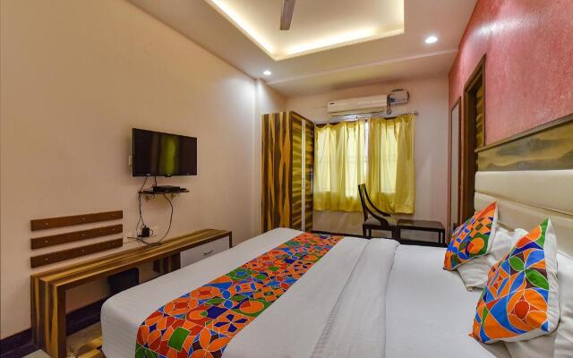 Fabhotel Wind Palace