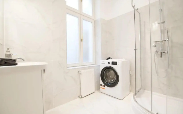 Premium Apartment by Hi5 - Ferenciek tere - 3 BDR