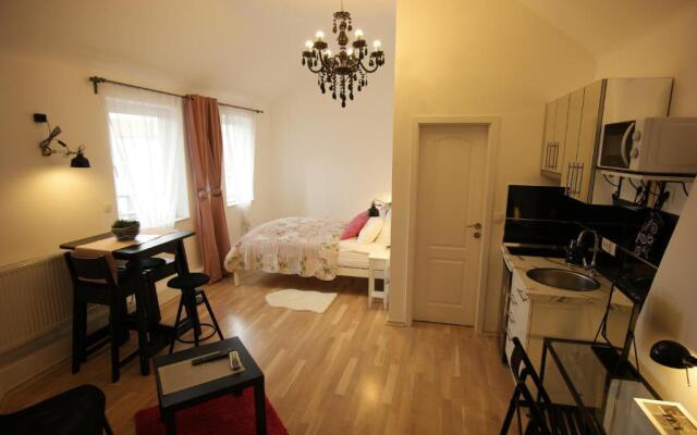 Zagreb Studio Apt No.1