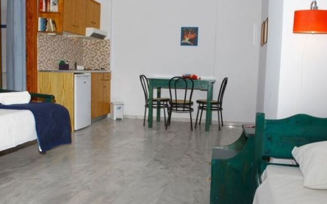 Idomeneas Apartments