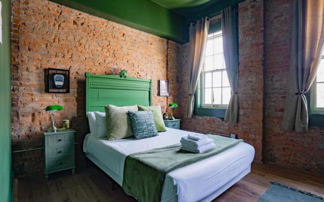 Pickle Factory Eight Unforgettable Rooms Sleeps 16