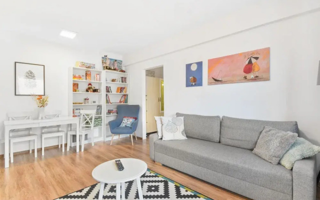 One Bedroom with Mountain View