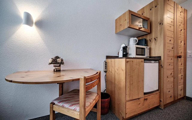 Paradies 305 – Kitchen – Arosa