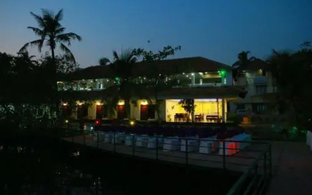Global Backwaters Resort