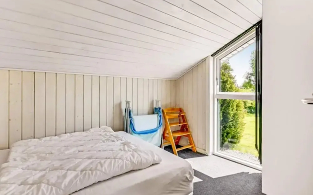 5 Star Holiday Home in Humble