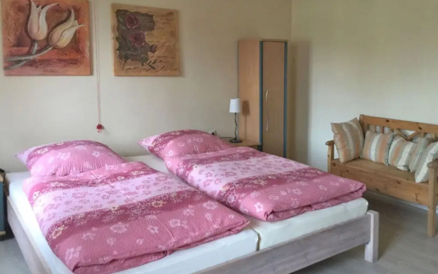 Quaint Apartment in Celle near Forest