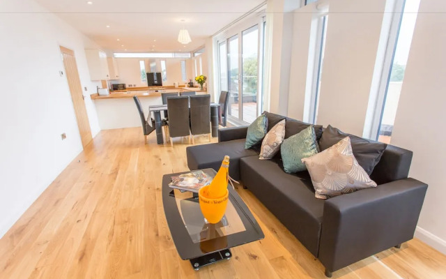 Razia Apartments