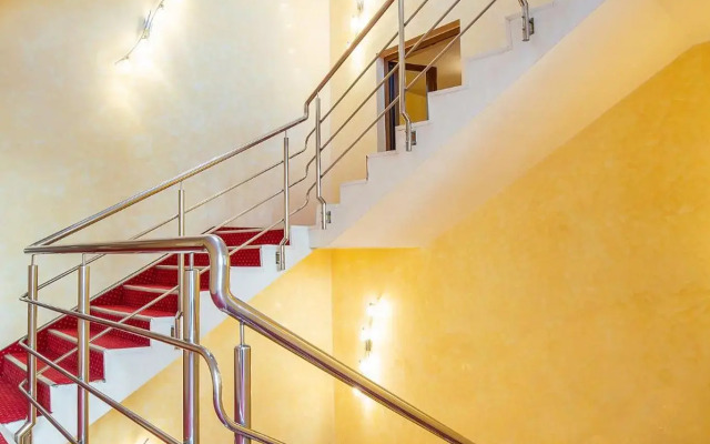 Hotel Dana 2